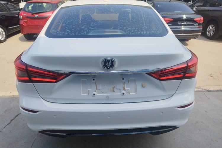 Used CHANGAN Eado 2019 High-Energy Edition 1.6L GDI Manual Pioneer Model China VI Standard Rear