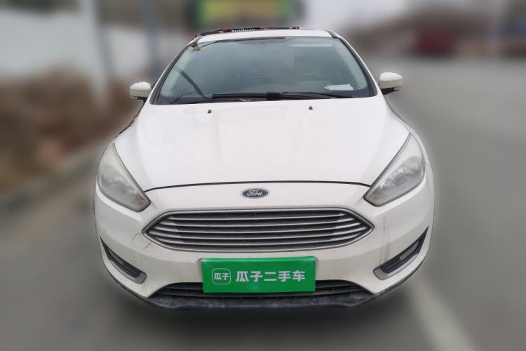 Used Ford Focus 2015 Sedan 1.6L Manual Fashion Edition