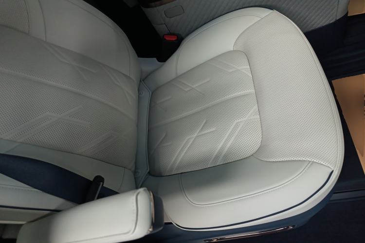 Used Zeekr MIX 2025 Long-Range Intelligent Driving Edition
