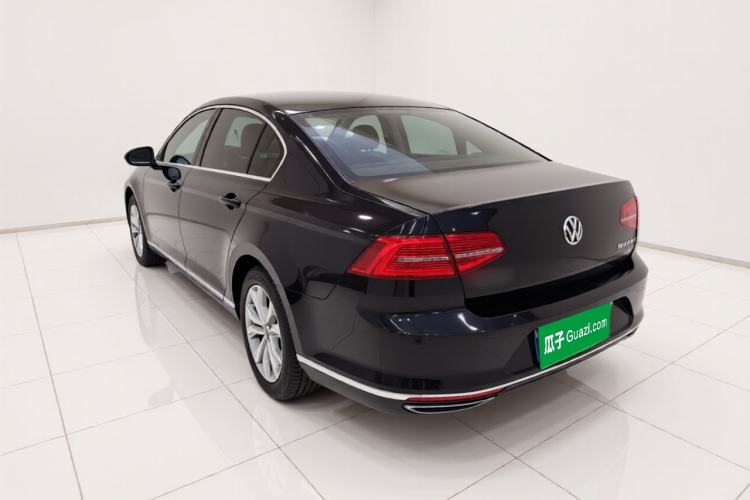 Used Volkswagen Magotan 2018 330TSI DSG Luxury Model
