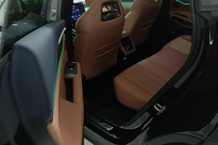 Used BYD Song L EV 2025 Intelligent Driving Version 662 km LiDAR Excellence Edition Left Rear Seat