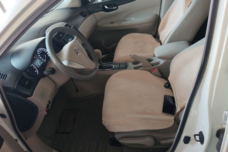 Used Nissan Tiida 2011 1.6L CVT Smart Version