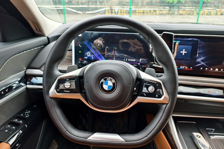 Used BMW 7 Series 2023 735Li Luxury Package