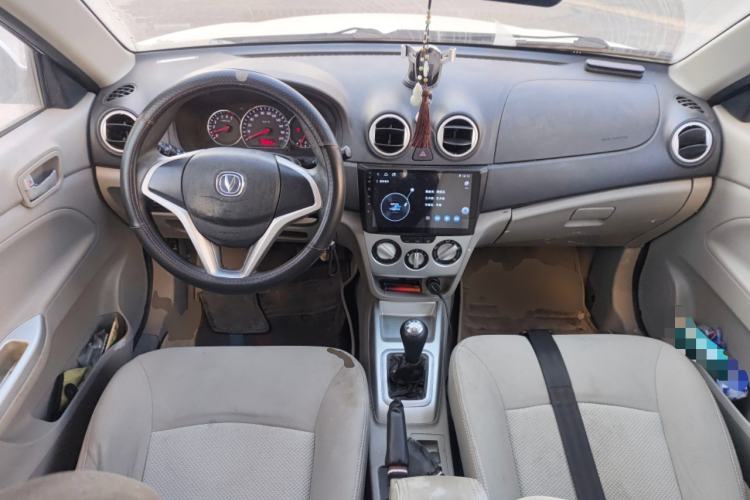 Used CHANGAN Alsvin V3 2012 1.3L Manual Luxury Version China V Standard Center Console