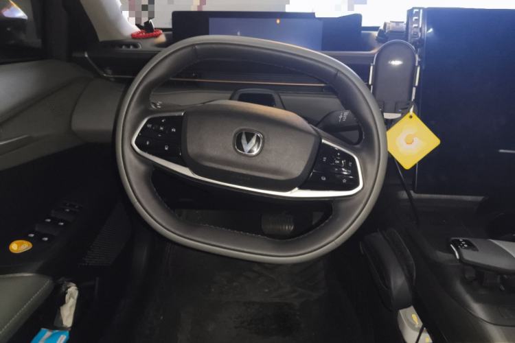 Used CHANGAN Eado DD 2023 Blue Whale NE 1.5T GDI DCT Flagship Model Steering Wheel