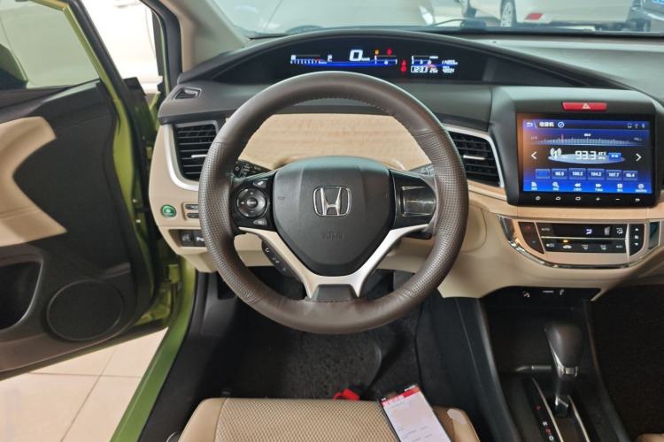 Used Honda Jade 2016 1.8L Automatic Comfort Version 5 Seats
