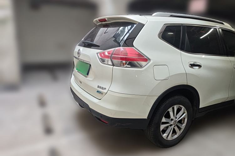 Used Nissan X-Trail 2016 2.0L CVT Smart Enjoyment Version 4WD