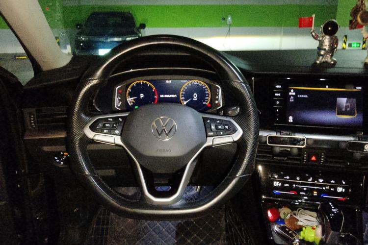 Used Volkswagen Passat 2022 280TSI Elite Edition Steering Wheel