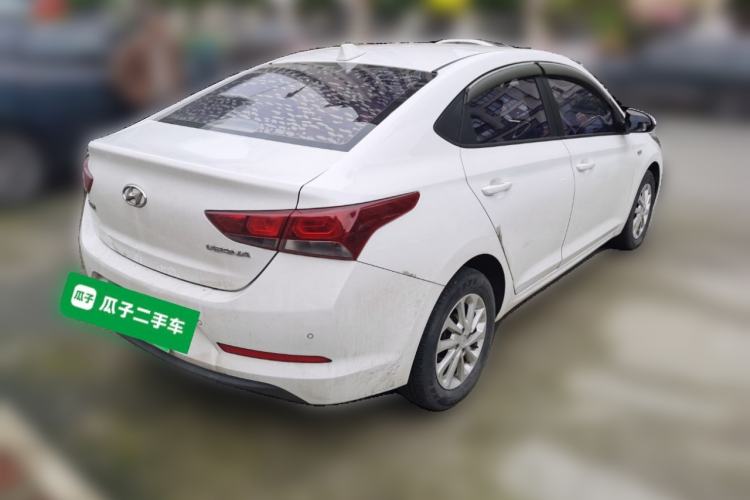 Used Hyundai Verna (new generation) 2016 1.4L Automatic Cool Edition GLS Rear Right 45 Deg