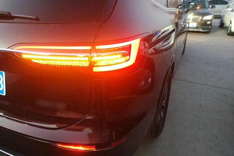 Used Volkswagen Viloran 2020 330TSI Luxury Edition
