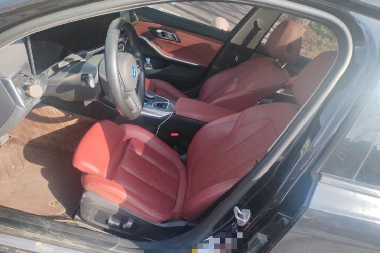 Used BMW i3 2023 eDrive 40 L Midnight Edition Left Front Seat