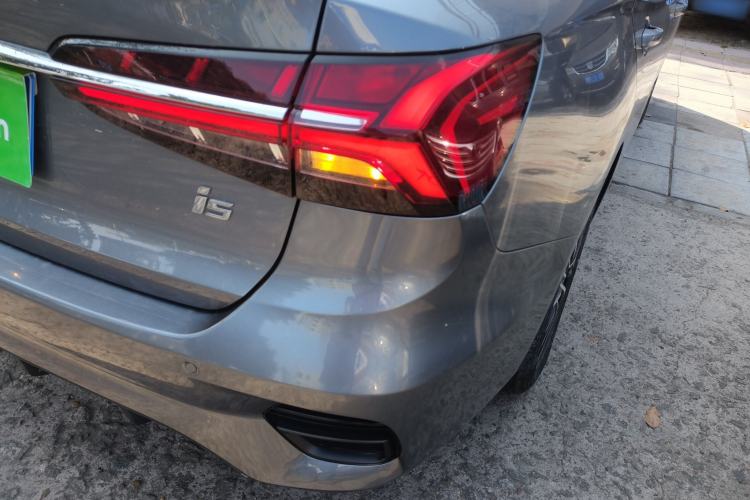 Used Roewe i5 2021 1.5L Manual Diamond Edition