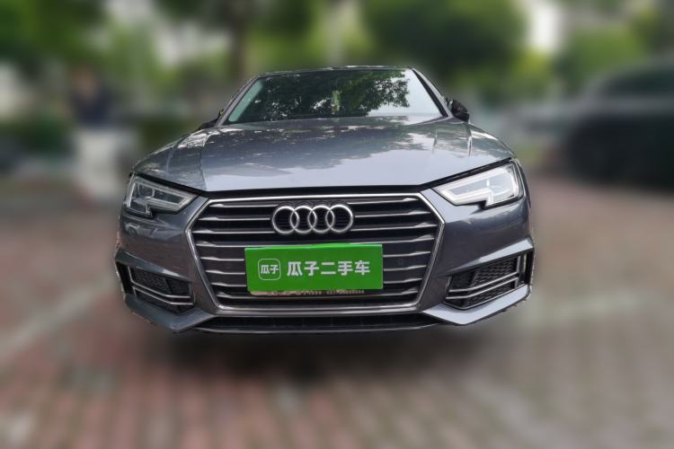 Used Audi A4L 2019 40 TFSI Ambition China VI Front
