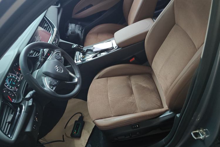 Used Buick Regal 2017 28T Luxury Edition
