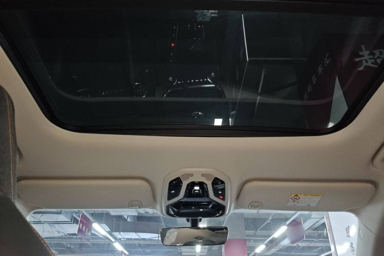 Used Lynk & Co 06 EM-P 2022 PHEV 84 km Range Pro Version