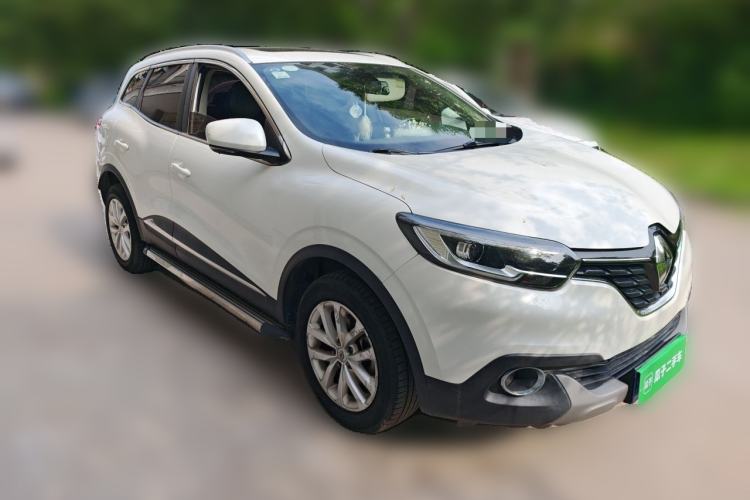 Used Renault Kadjar 2017 2.0L Two-Wheel-Drive Leading Edition Front Right 45 Deg