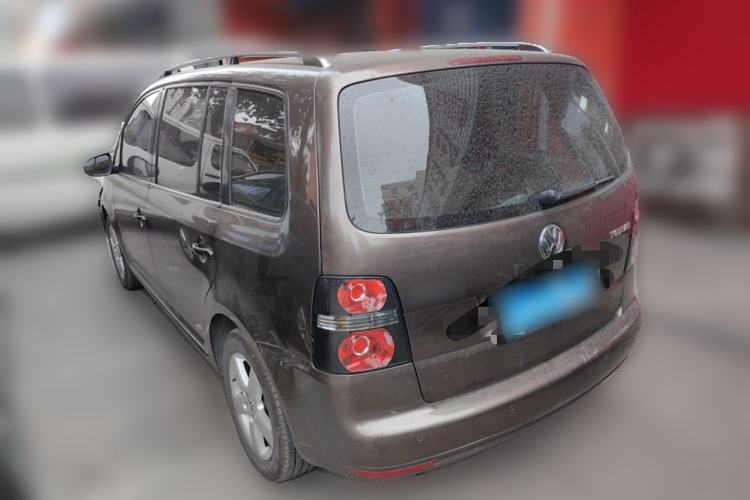 Used Volkswagen Touran 2011 1.4T Manual Zhiya Edition 5 Seats
