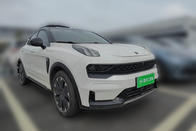 Used Lynk & Co 05 EM-P 2021 1.5TD PHEV HALO Front Right 45 Deg