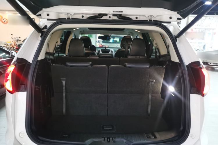 Used Ford Edge 2016 EcoBoost 245 Two-Wheel-Drive Titanium 7-Seater