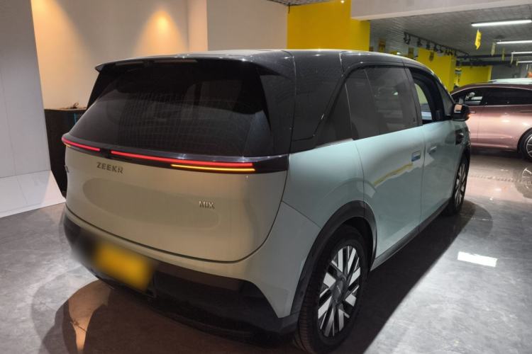 Used Zeekr MIX 2025 Long-Range Intelligent Driving Edition Exterior 5