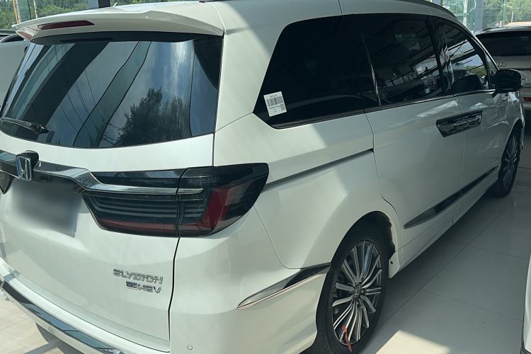 Used Honda Elysion 2022 2.0L eHEV Luxury First Edition