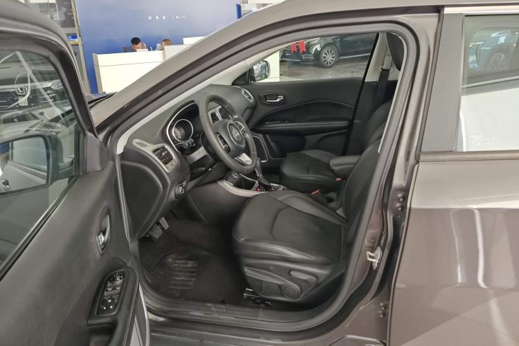 Used Jeep Compass 2017 200T Automatic Family Edition