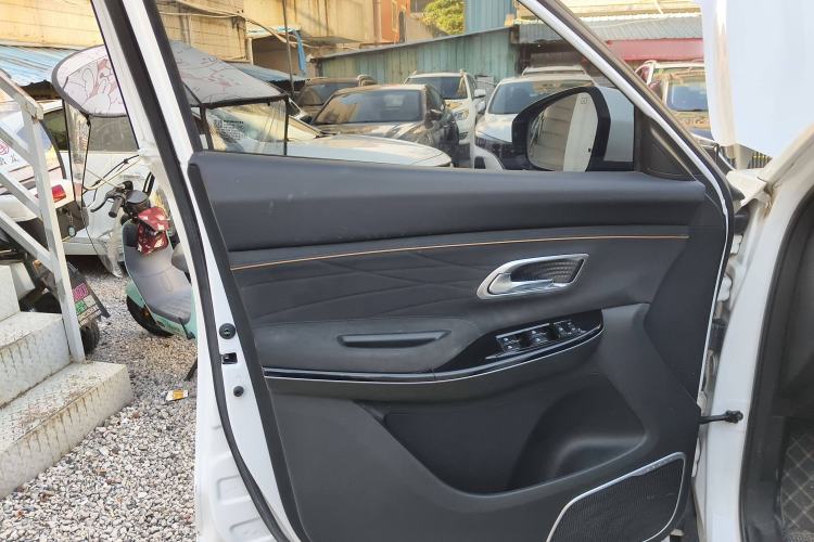 Used Oshan X7 PLUS 2023 Enjoy Edition 1.5T Automatic Prestige 7-Seater