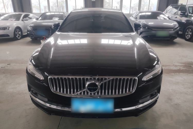 Used Volvo S90 2023 B5 Luxury Smart Edition