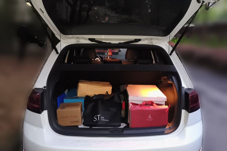 Used Volkswagen Golf 2020 Charming Edition 280TSI DSG R-Line Trunk