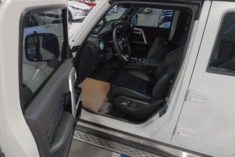 Used BAIC Off-Road BJ40 2024 2.0D Blade Hero Glory Edition