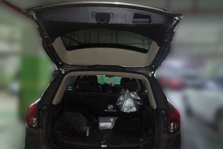 Used Buick Envision 2015 20T Two-Wheel-Drive Elite Model Trunk