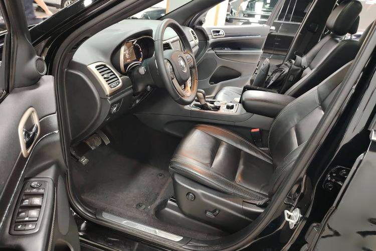 Used Jeep Grand Cherokee 2016 3.0L Comfort Navigation Edition