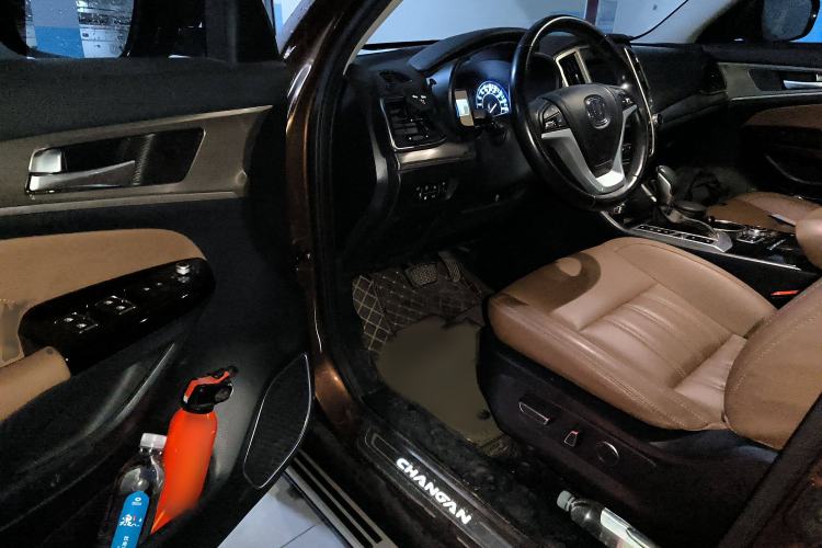 Used CHANGAN CS95 2017 2.0T Two-Wheel Drive Zhitu Edition