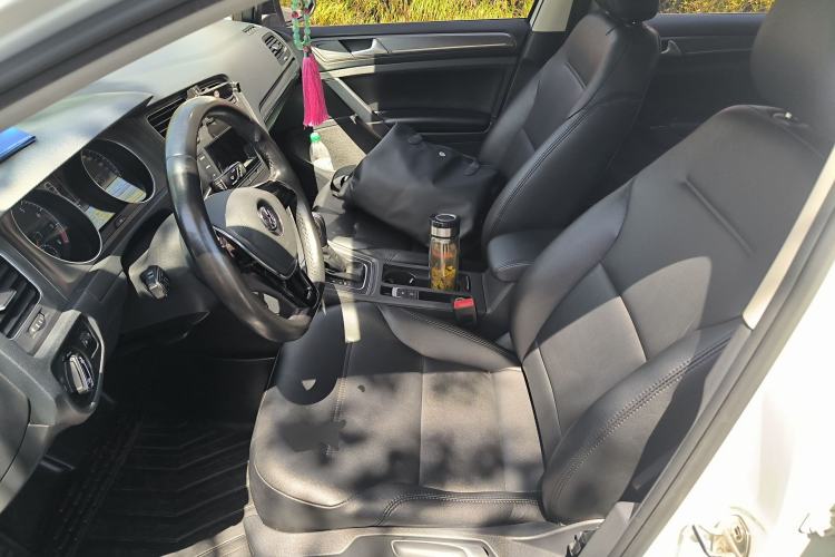 Used Volkswagen Golf 2016 230TSI Automatic Comfort Version Left Front Seat