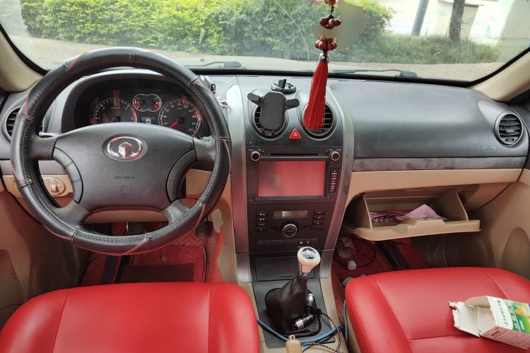 Used Haval H5 Classic 2010 European-style Version Green & Quiet 2.0T Manual Two-Wheel Drive Comfort Edition