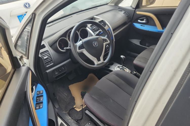 Used Changan CX20 2014 1.4L IMT Sunroof Navigation Version China IV Standard