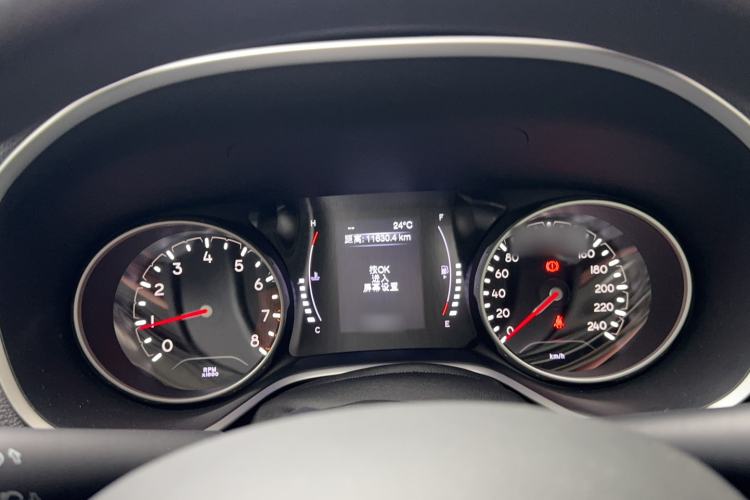 Used Jeep Compass 2017 200T Manual Enjoy Edition

