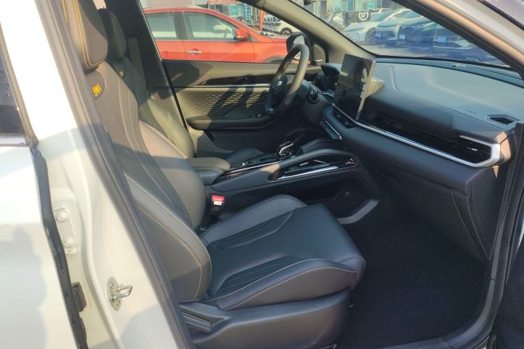 Used Geely Auto Coolray 2025 Bin Yue L 1.5TD DCT Star Diamond