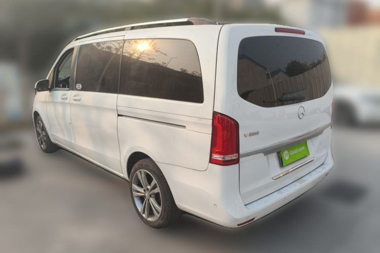 Used Mercedes-Benz V-Class 2016 V 260 Avantgarde Edition