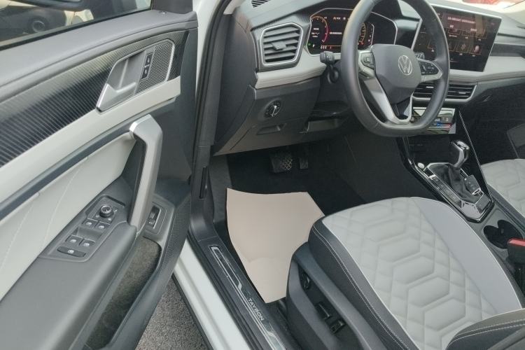 Used Volkswagen Tayron 2023 280TSI Two-Wheel-Drive Luxury Plus Advanced Version
