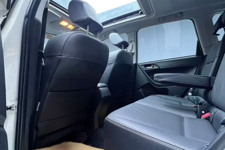 Used Subaru Forester 2014 2.0i Automatic Luxury Edition
