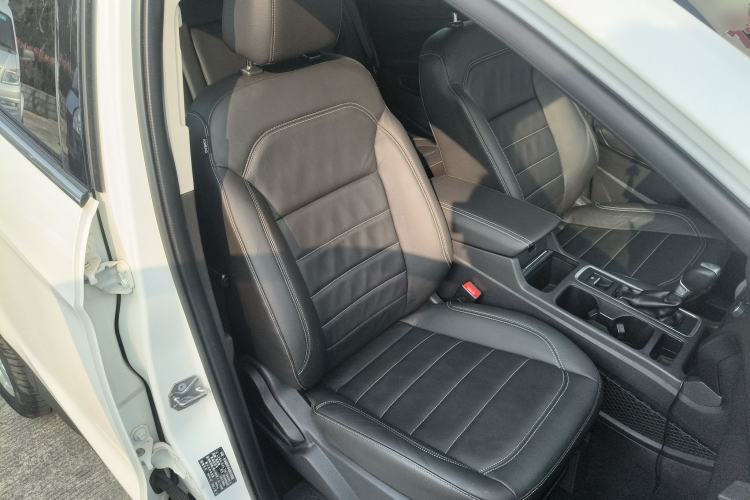 Used Ford Kuga 2017 EcoBoost 180 Two-Wheel-Drive Platinum Edition