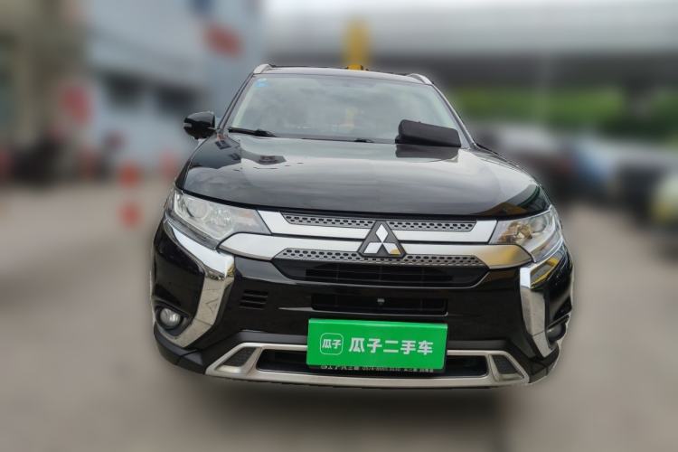 Used Mitsubishi Outlander 2019 2.0L Two-Wheel Drive Comfort Edition 5 Seats China VI Standard