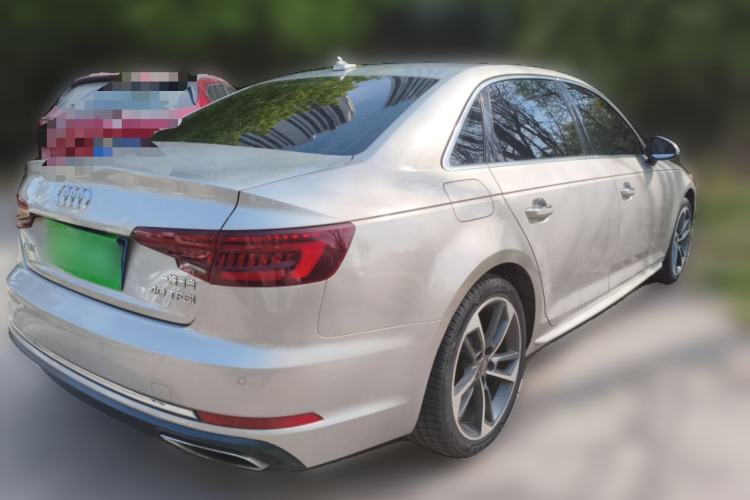 Used Audi A4L 2019 40 TFSI Fashion Edition China VI Emission Standard Rear Right 45 Deg