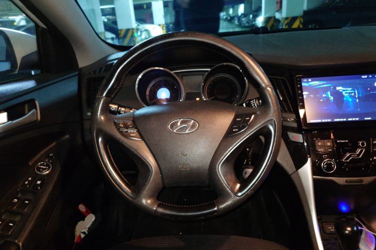 Used Hyundai Sonata 2011 2.0L Automatic Leading Edition Steering Wheel