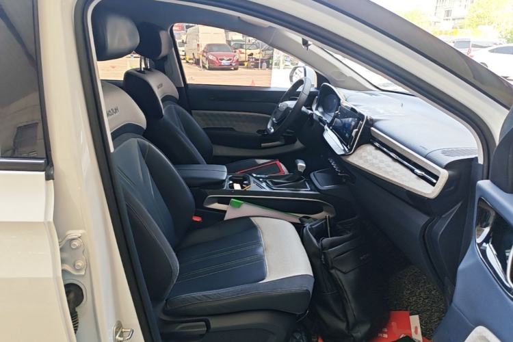 Used Baojun RM-5 2019 1.5T CVT 24-Hour Online Luxury Version 6 Seats
