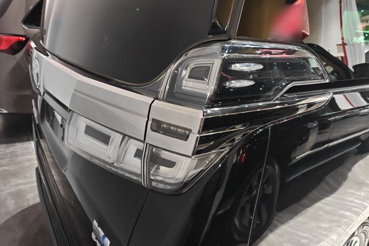 Used Toyota Vellfire 2020 Dual-Engine 2.5L HV Prestige Edition
