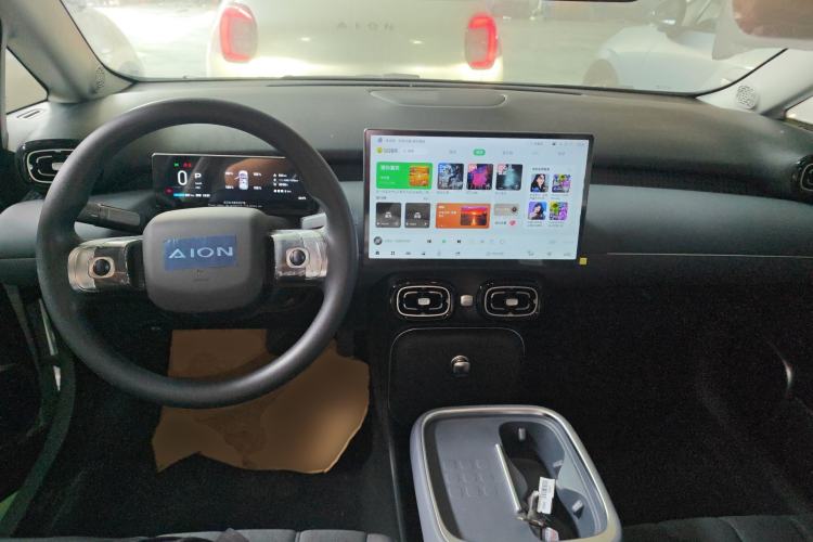 Used AION UT 2025 330 Starlight Edition
