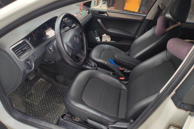 Used Skoda Rapid Spaceback 2014 1.6L Automatic Enjoyment Edition Left Front Seat