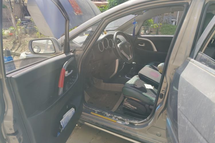 Used CHANGAN CX20 2014 1.4L Manual Sunroof Navigation Version – China IV Standard